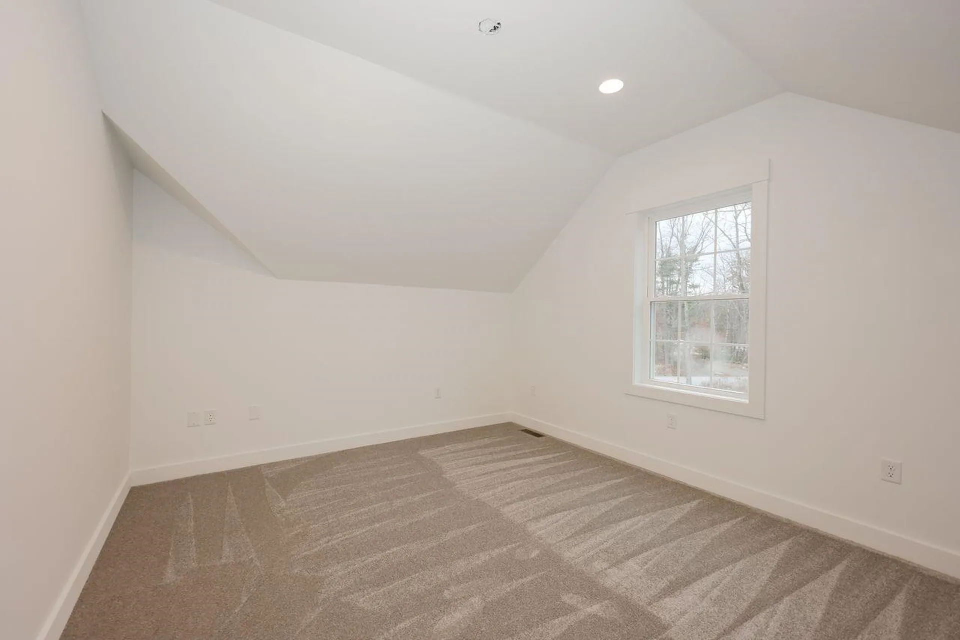 243 Middle Road Deerfield NH 03037