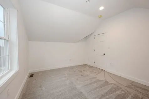 243 Middle Road Deerfield NH 03037