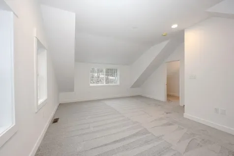 243 Middle Road Deerfield NH 03037