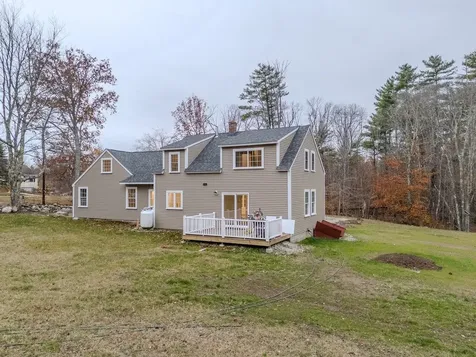 243 Middle Road Deerfield NH 03037