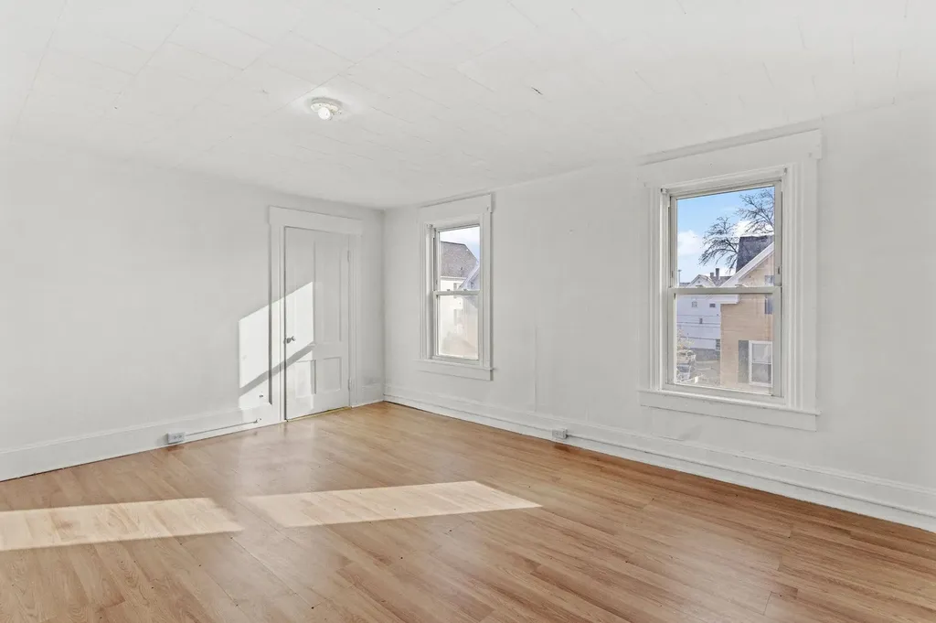 278 Auburn Street Manchester NH 03103