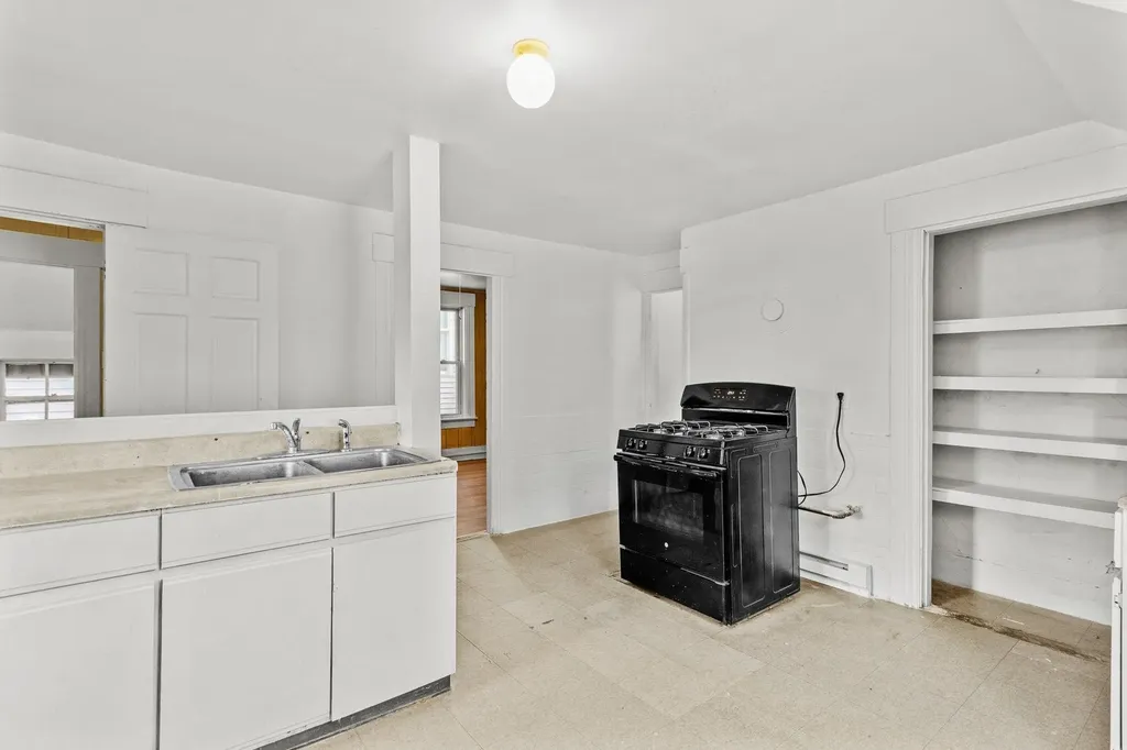 278 Auburn Street Manchester NH 03103