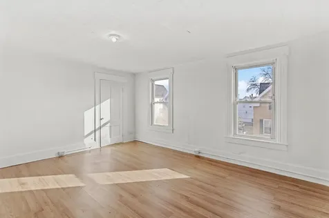 278 Auburn Street Manchester NH 03103