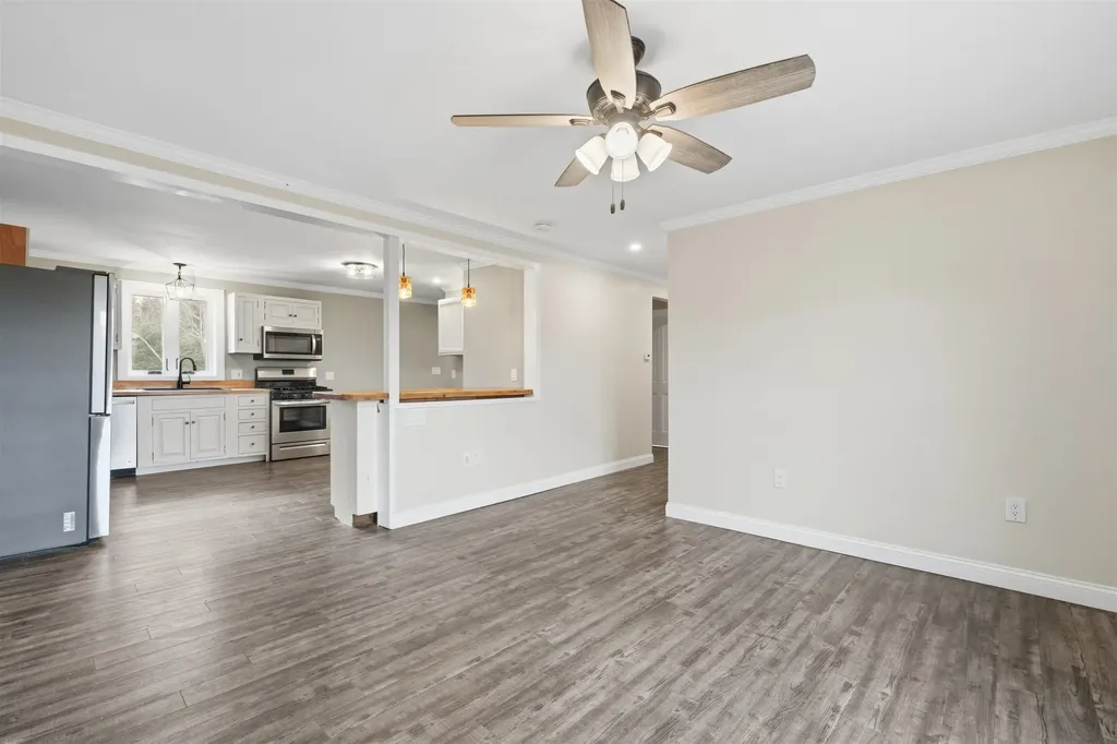 212 Chelsea Road Corinth VT 05039