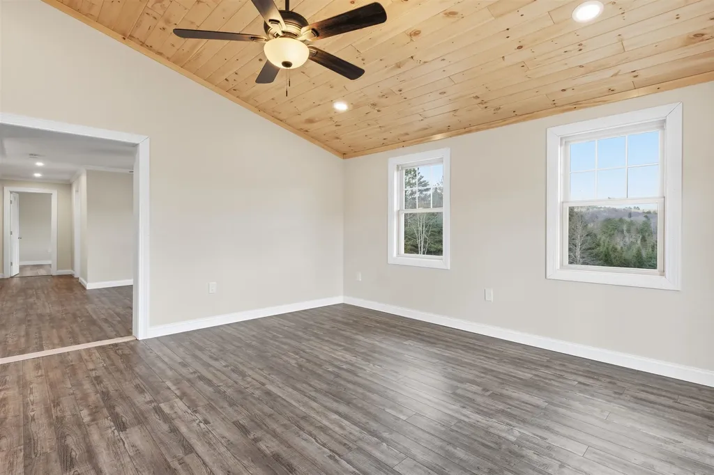 212 Chelsea Road Corinth VT 05039