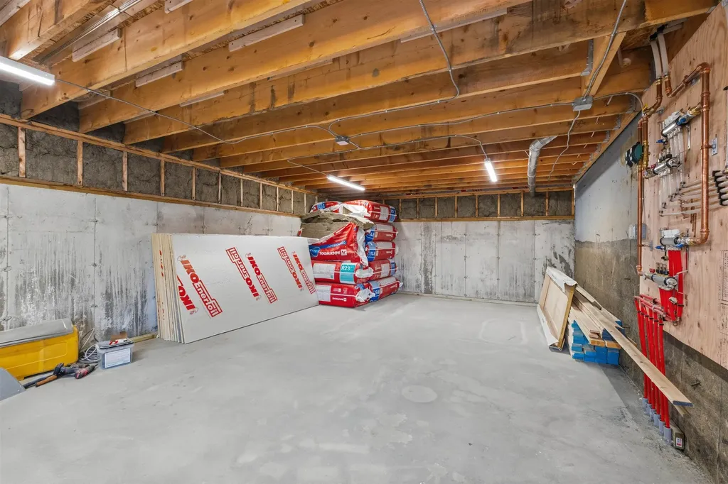 212 Chelsea Road Corinth VT 05039