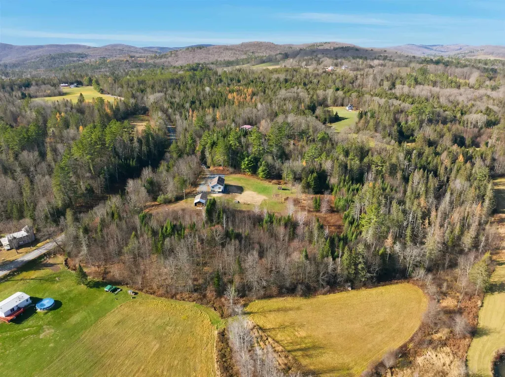 212 Chelsea Road Corinth VT 05039