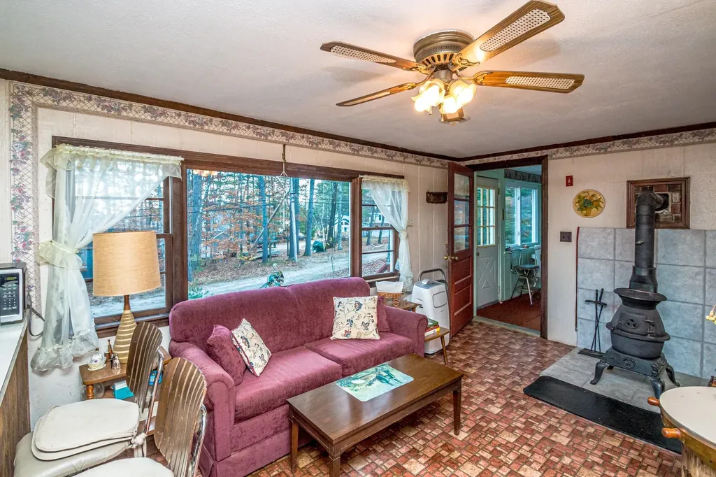 13 Benson Road Ossipee NH 03814