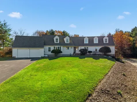 276 N Amherst Road Bedford NH 03110
