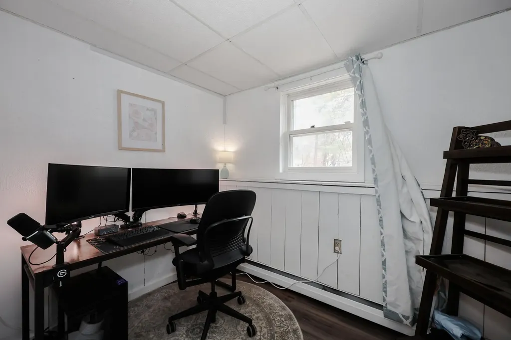 6 Foxglove Terrace Concord NH 03303