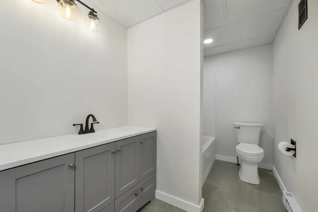 663 Cherry Valley Road Gilford NH 03249