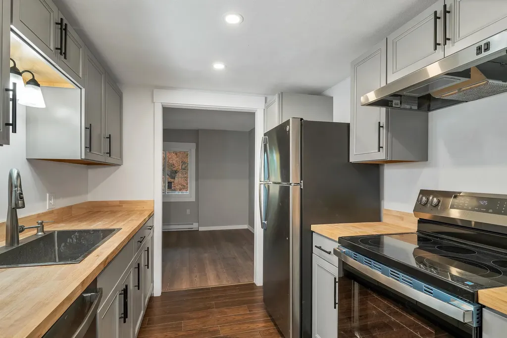 663 Cherry Valley Road Gilford NH 03249