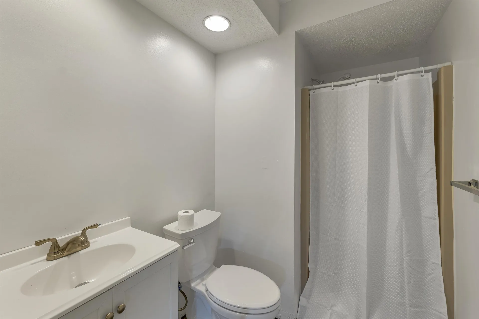 50 Brookside Drive Exeter NH 03833