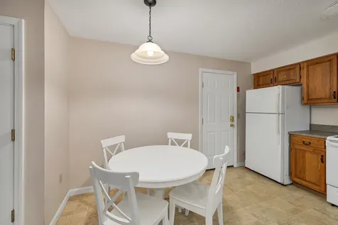 50 Brookside Drive Exeter NH 03833