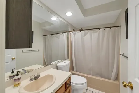 50 Brookside Drive Exeter NH 03833