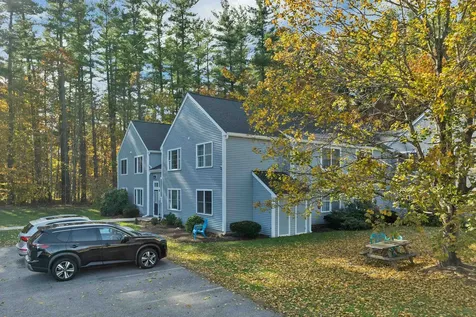 50 Brookside Drive Exeter NH 03833