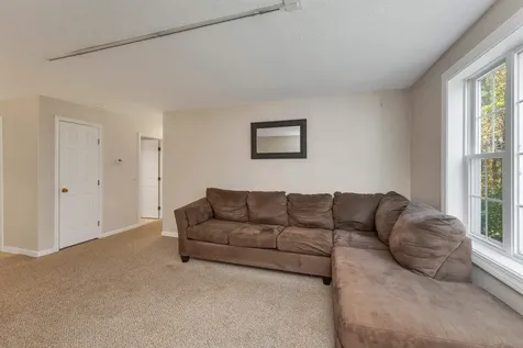 50 Brookside Drive Exeter NH 03833