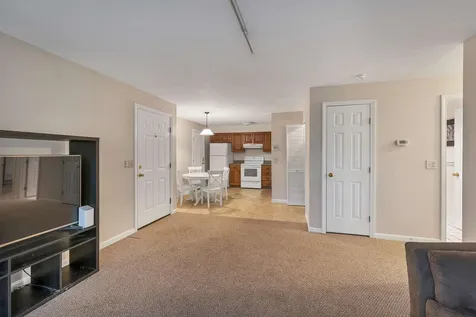 50 Brookside Drive Exeter NH 03833