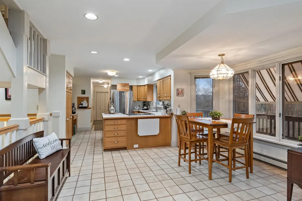 291 Old Stage Road Essex VT 05452