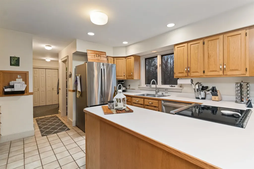 291 Old Stage Road Essex VT 05452