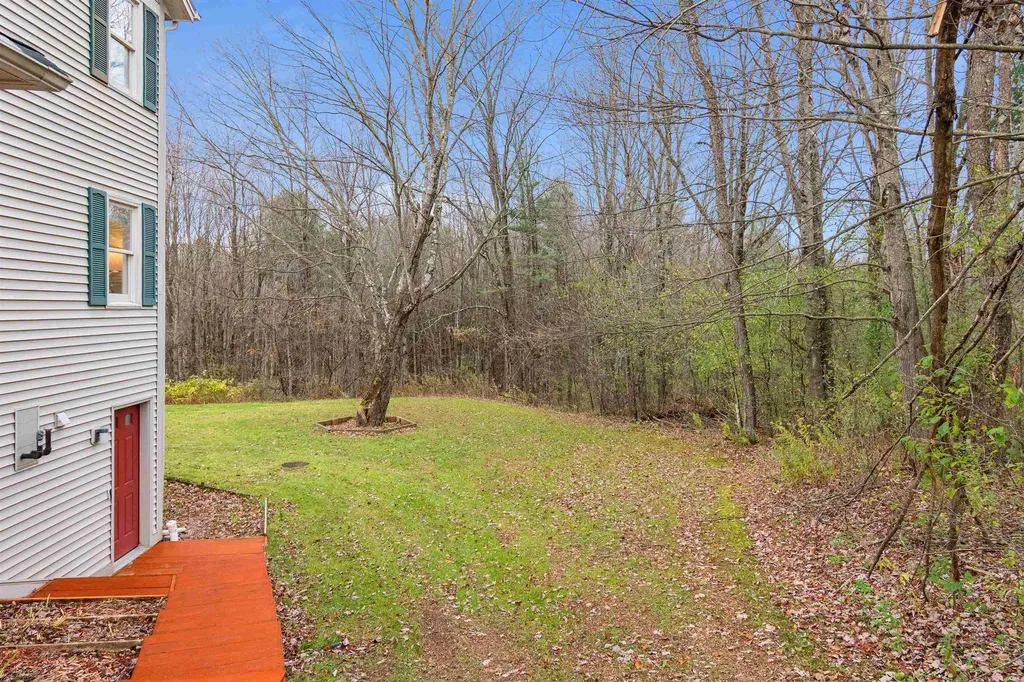 291 Old Stage Road Essex VT 05452