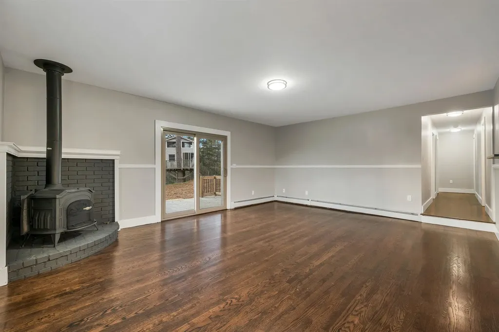 13 Pasture Lane Lebanon NH 03784