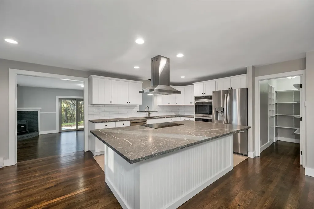 13 Pasture Lane Lebanon NH 03784