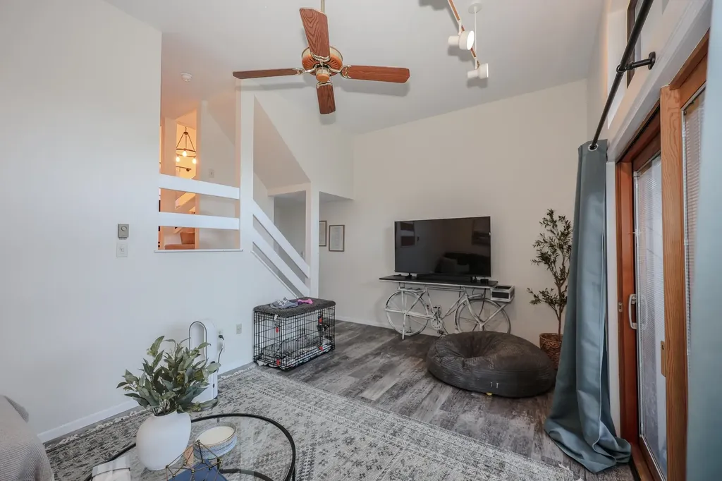 10 Pimlico Court Bedford NH 03110