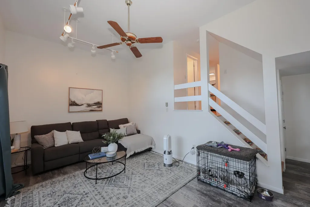 10 Pimlico Court Bedford NH 03110