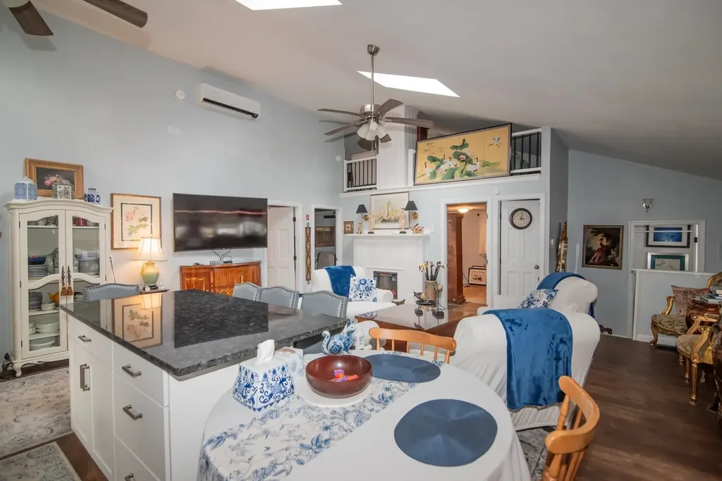 33 Pillsbury Road Sandown NH 03873