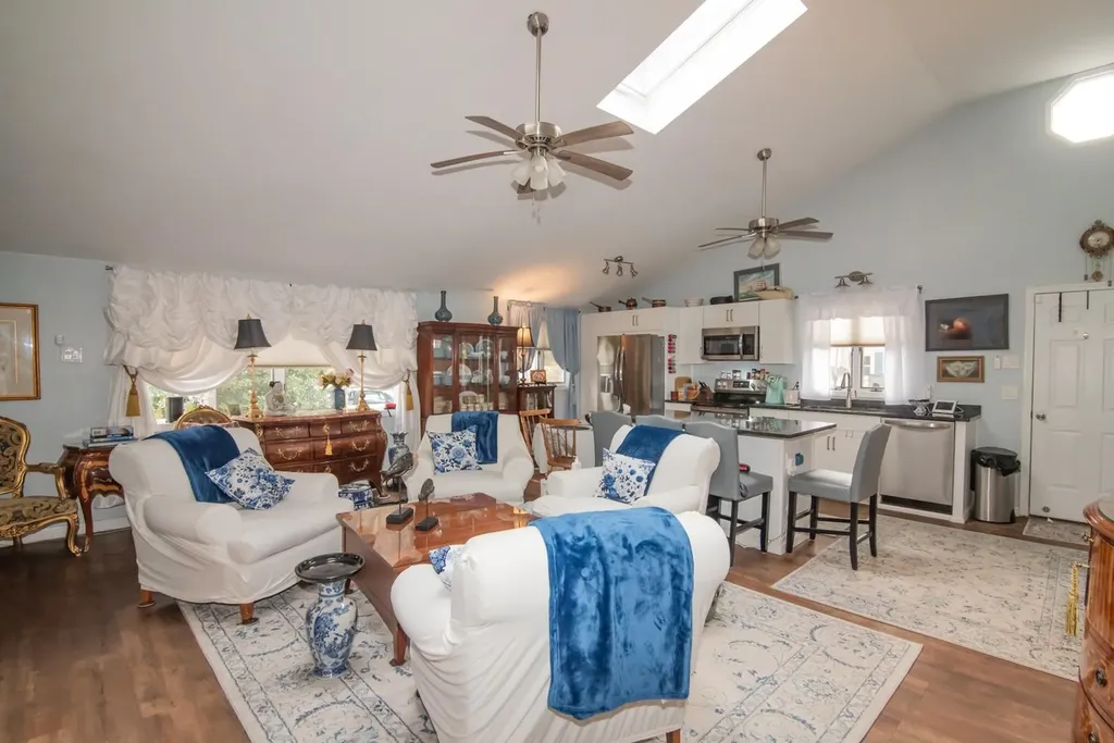 33 Pillsbury Road Sandown NH 03873