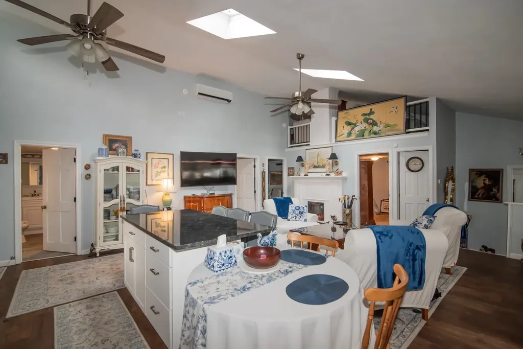 33 Pillsbury Road Sandown NH 03873