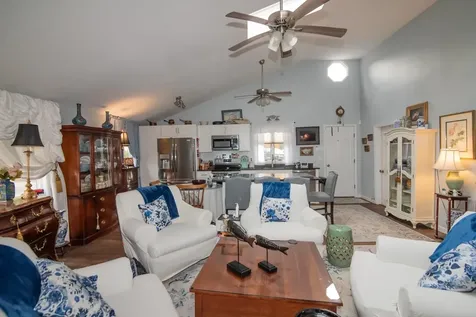 33 Pillsbury Road Sandown NH 03873