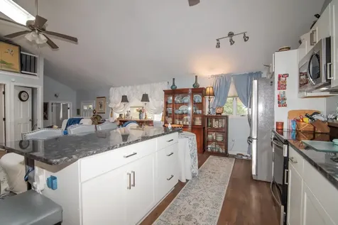 33 Pillsbury Road Sandown NH 03873