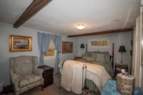 33 Pillsbury Road Sandown NH 03873