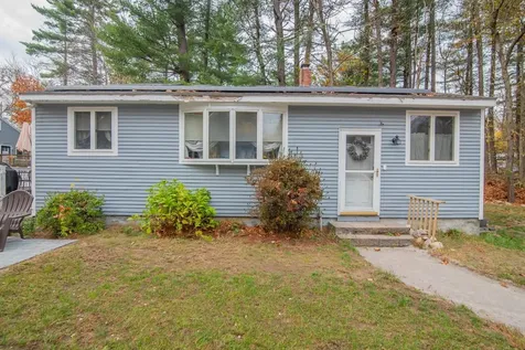 33 Pillsbury Road Sandown NH 03873