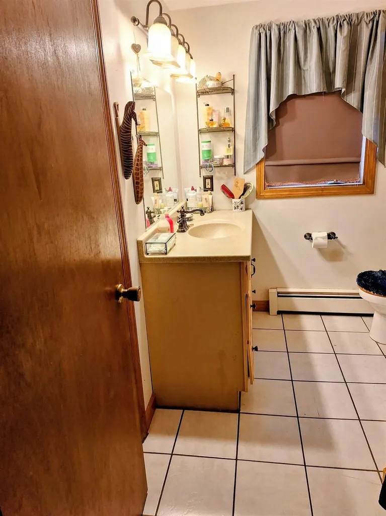 299 Concord Road Northfield NH 03276