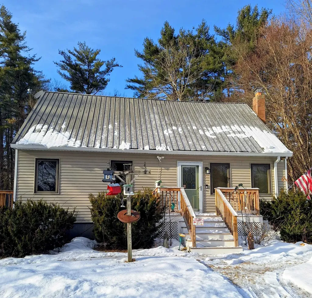 299 Concord Road Northfield NH 03276