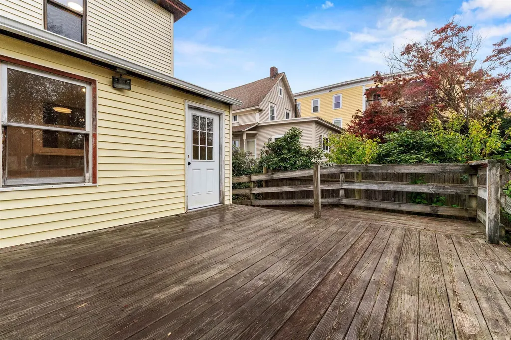 362 Pearl Street Manchester NH 03104