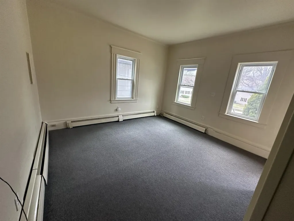 14 Pleasant Street Sanford ME 04083