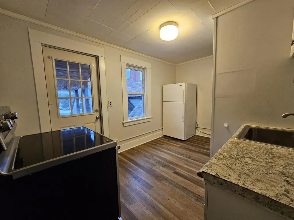 14 Pleasant Street Sanford ME 04083