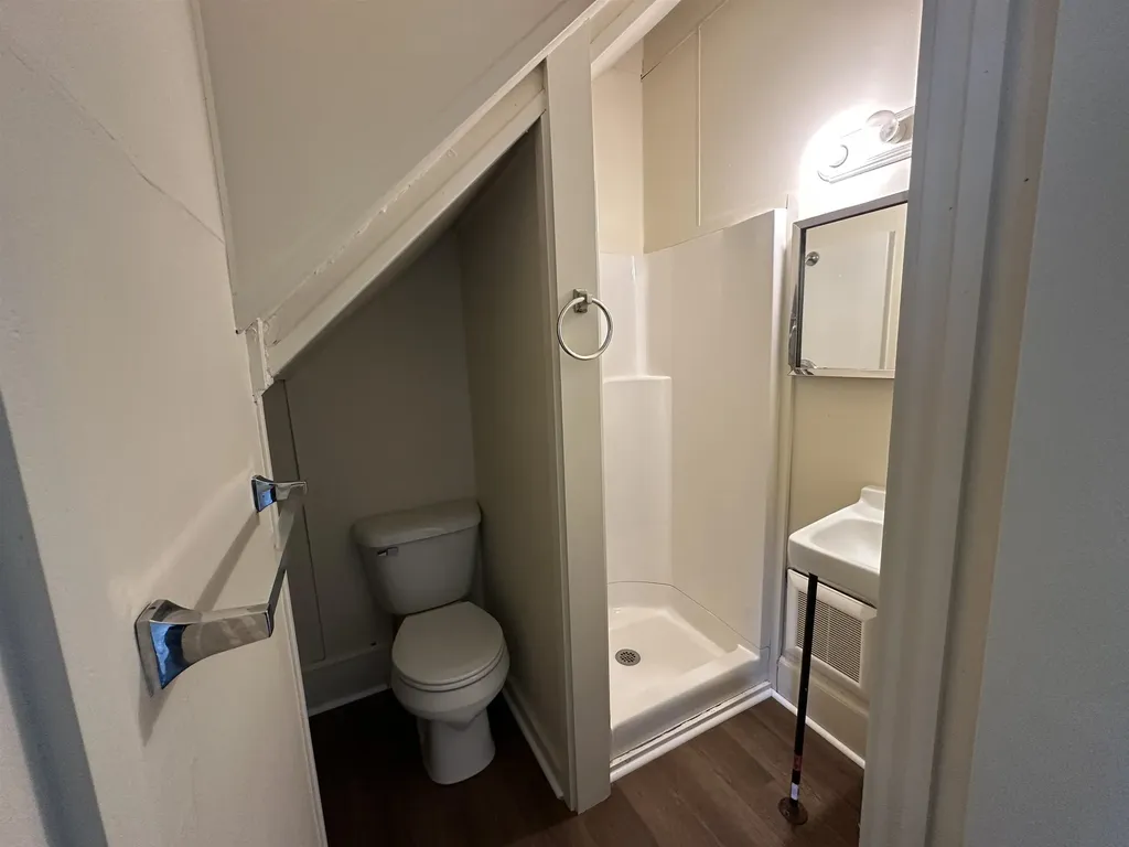 14 Pleasant Street Sanford ME 04083