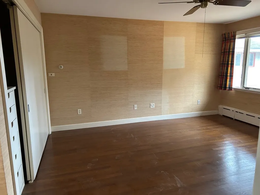 19 Bartlett Avenue Nashua NH 03064