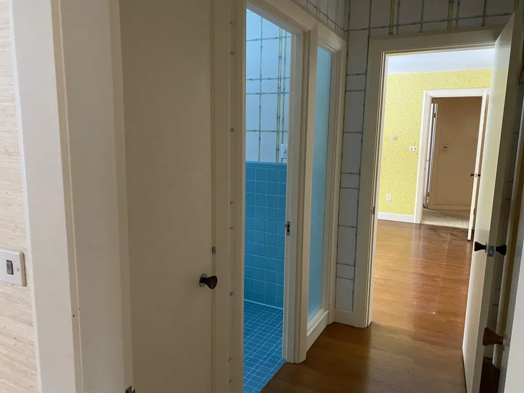 19 Bartlett Avenue Nashua NH 03064