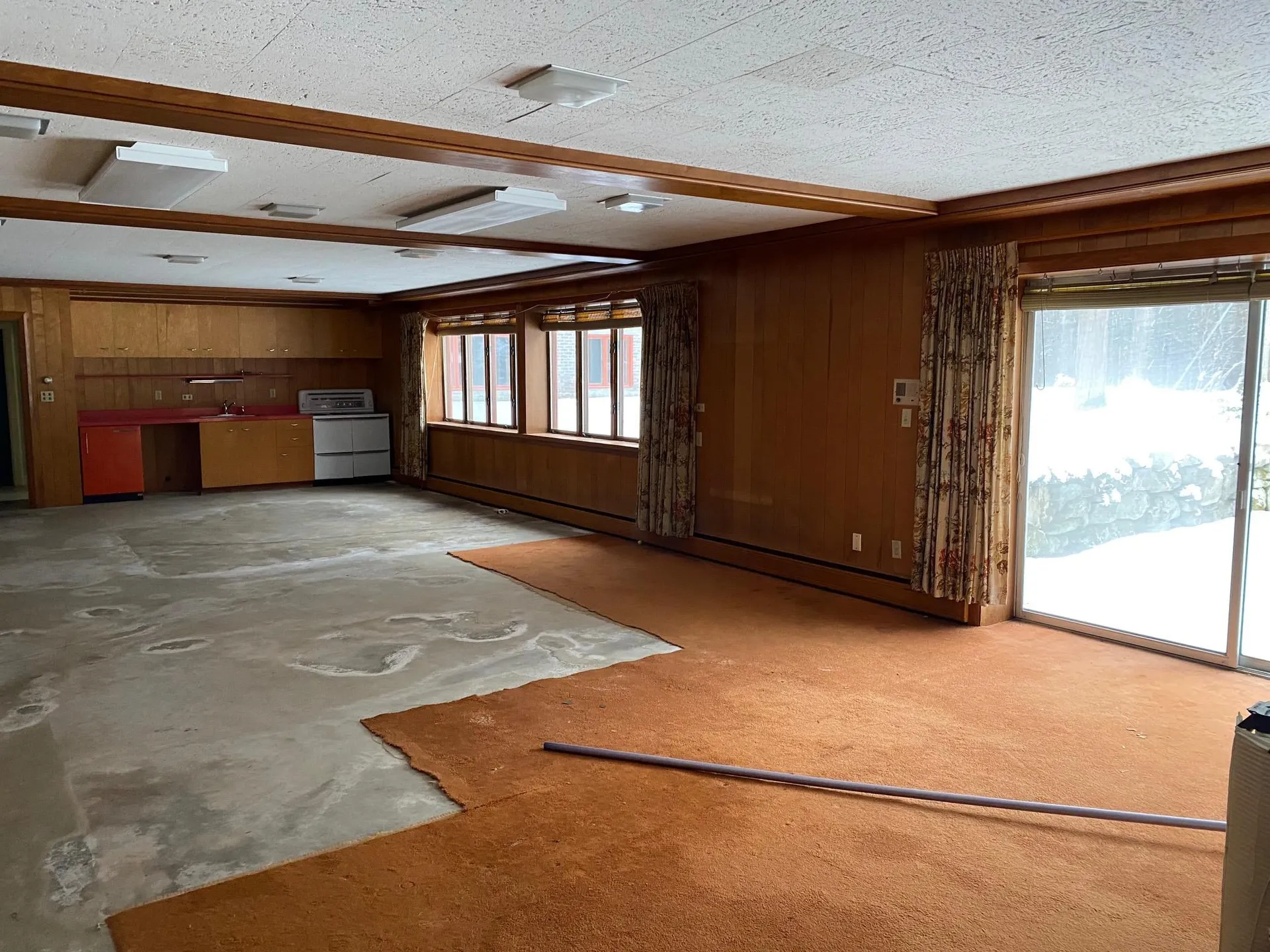 19 Bartlett Avenue Nashua NH 03064