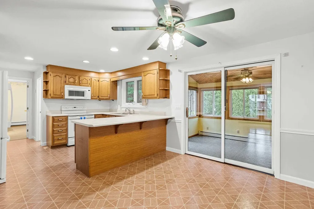 9 Crane Crossing Road Plaistow NH 03865