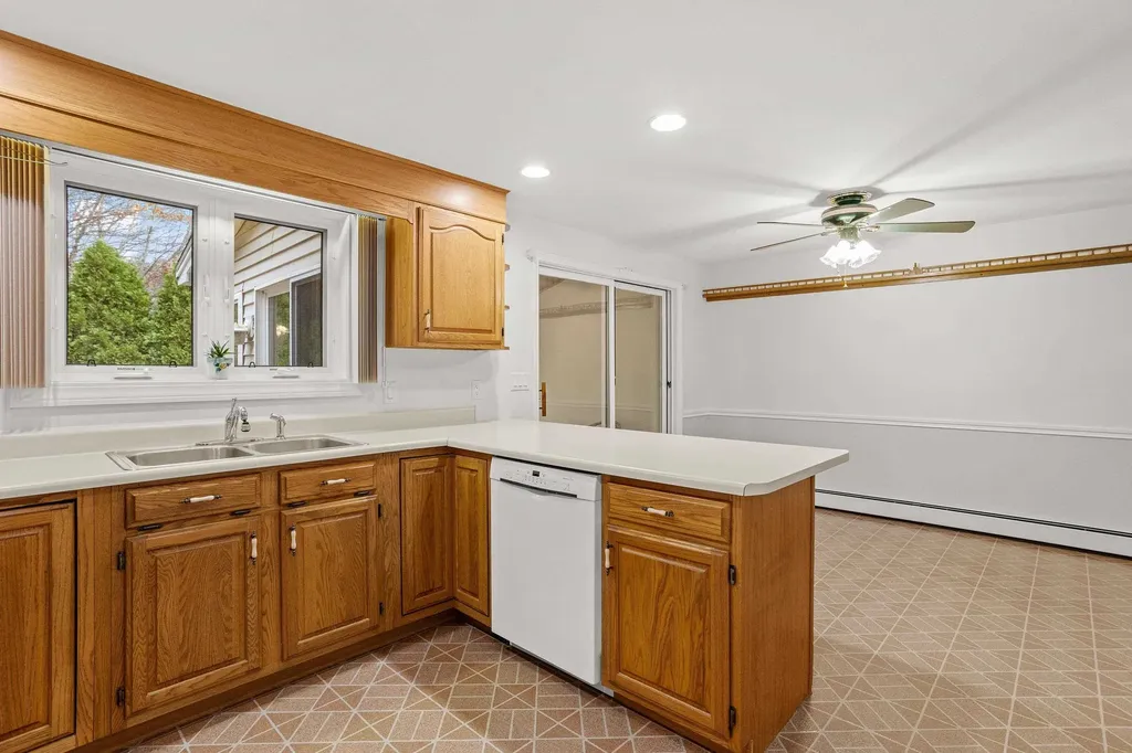 9 Crane Crossing Road Plaistow NH 03865