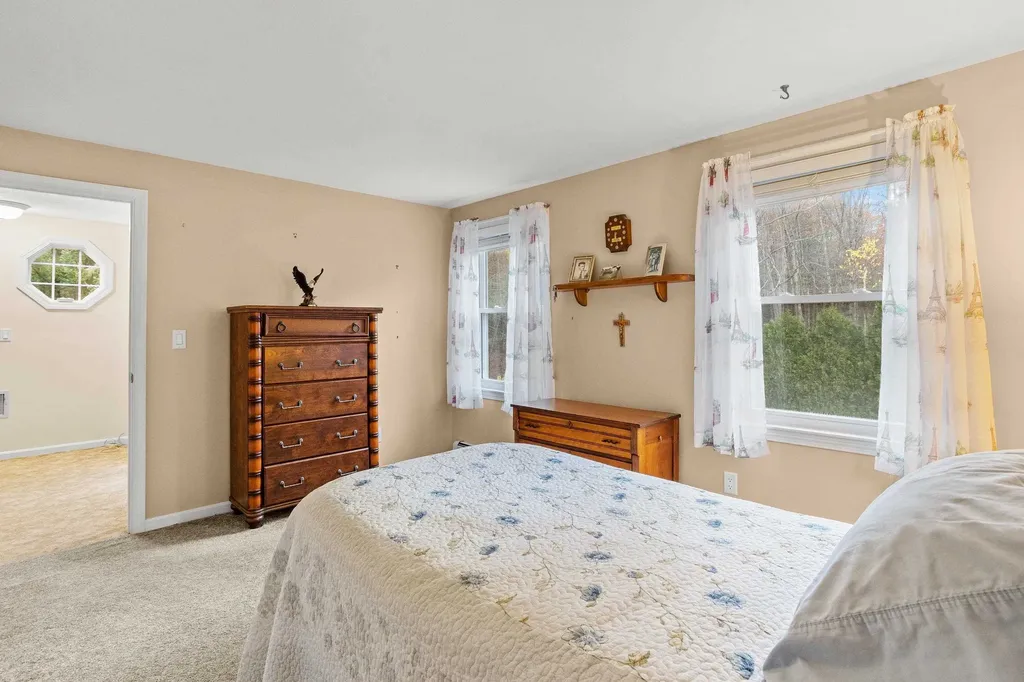 9 Crane Crossing Road Plaistow NH 03865