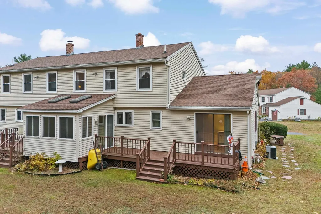 9 Crane Crossing Road Plaistow NH 03865