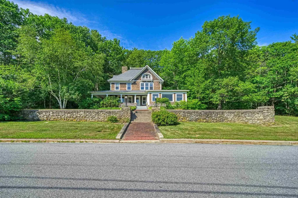 242 Prospect Hill Road Sunapee NH 03782